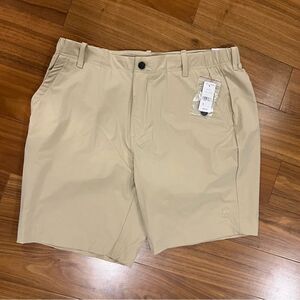 Brooks Brothers golf shorts, 9 inch inseam size 40 NWT